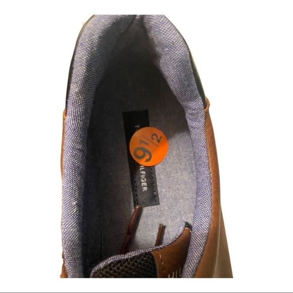Tommy Hilfiger shoes - Picture 3 of 7